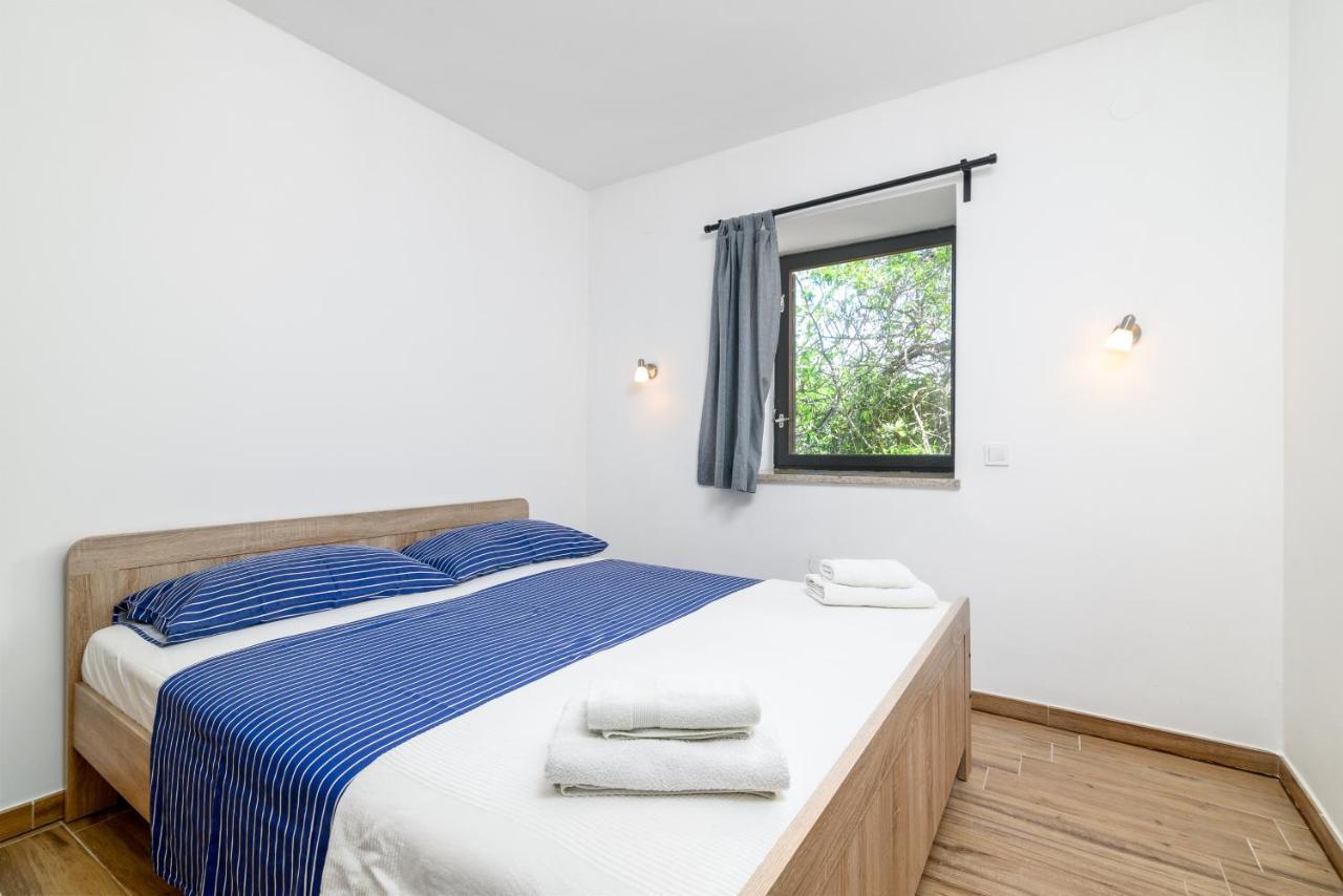 Apartments With A Parking Space Premantura, Medulin - 2228 ภายนอก รูปภาพ